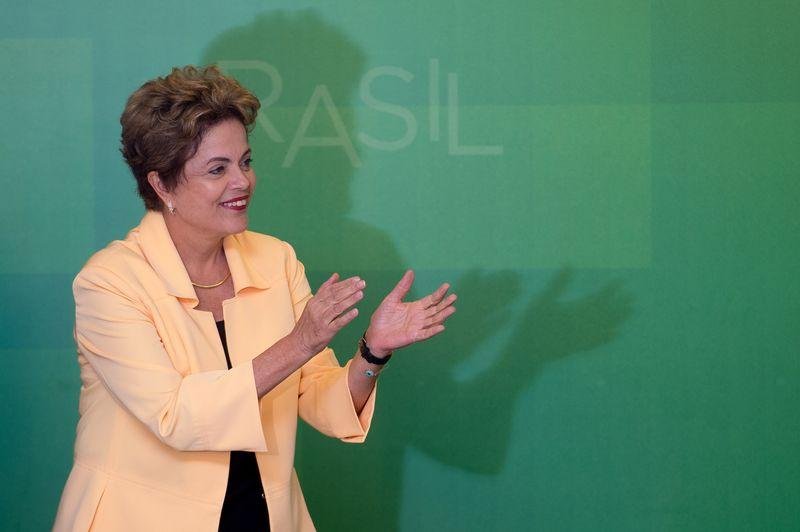 Presidente disse que vai enviar um adendo &agrave; proposta, quando o governo tiver mais elementos