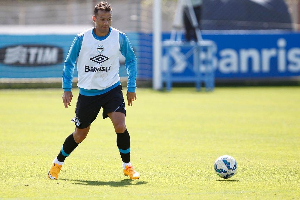 Bob&ocirc; ser&aacute; o respons&aacute;vel por marcar os gols do Gr&ecirc;mio em Santa Catarina