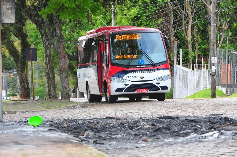 BM tentar&aacute; reuni&atilde;o com STS para garantir circula&ccedil;&atilde;o de &ocirc;nibus 