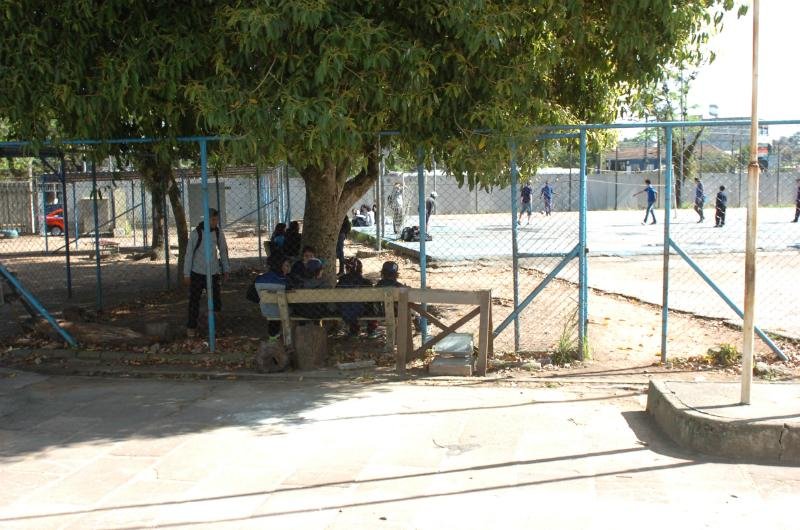 Maior parte dos alunos Escola Estadual de Ensino Fundamental Tr&ecirc;s de Outubro mant&eacute;m rotina