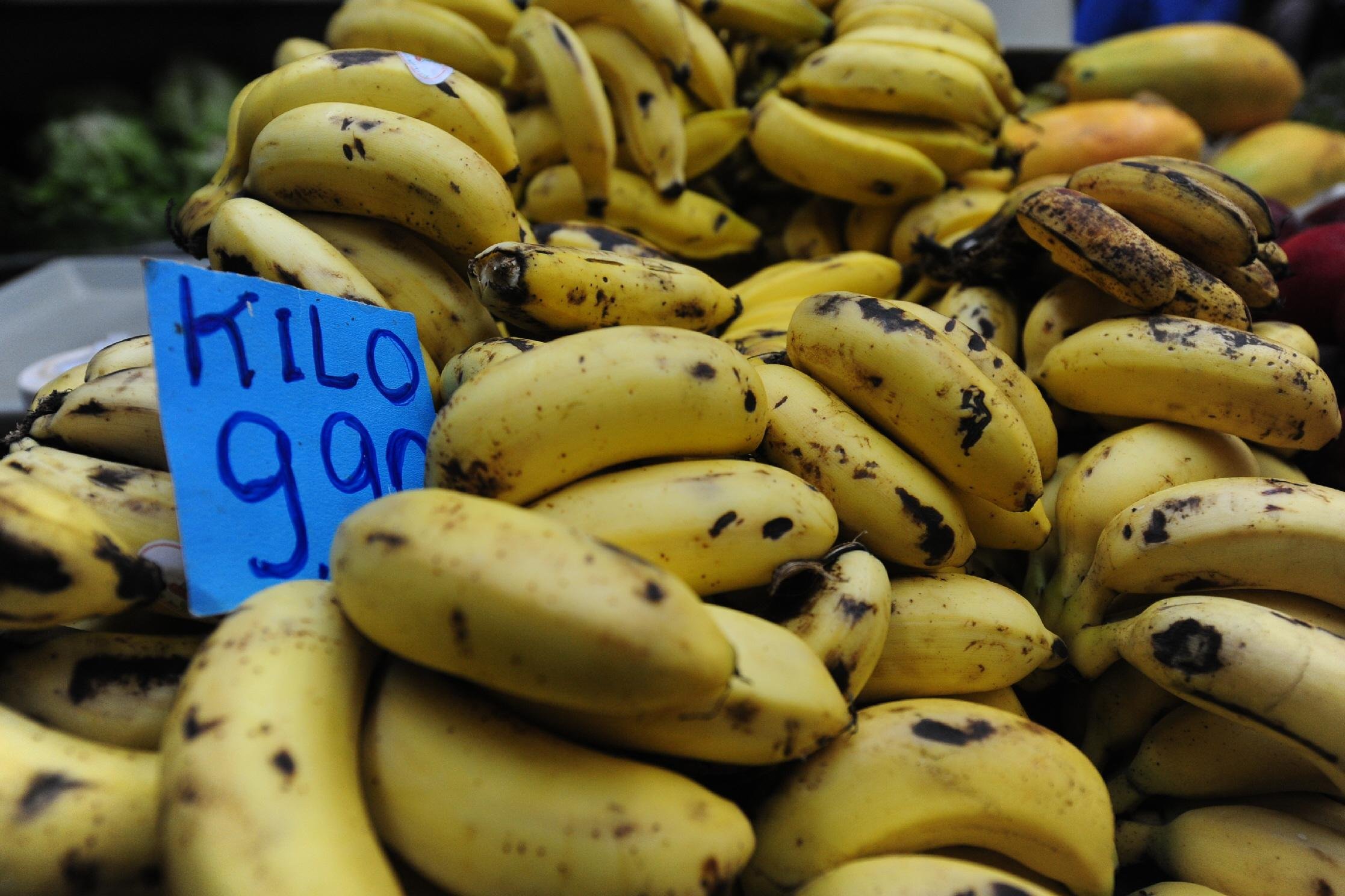 Banana foi um dos produtos que mais puxaram os pre&ccedil;os da cesta