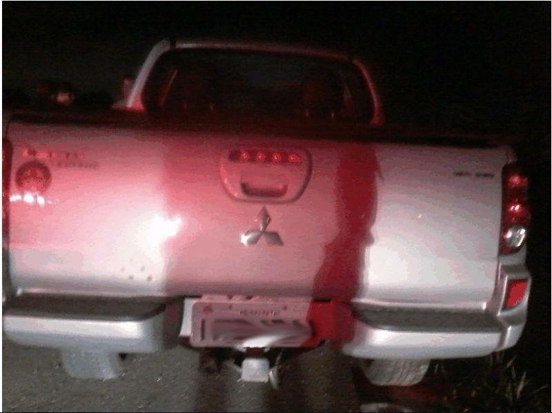 Dupla estava em uma camionete roubada
