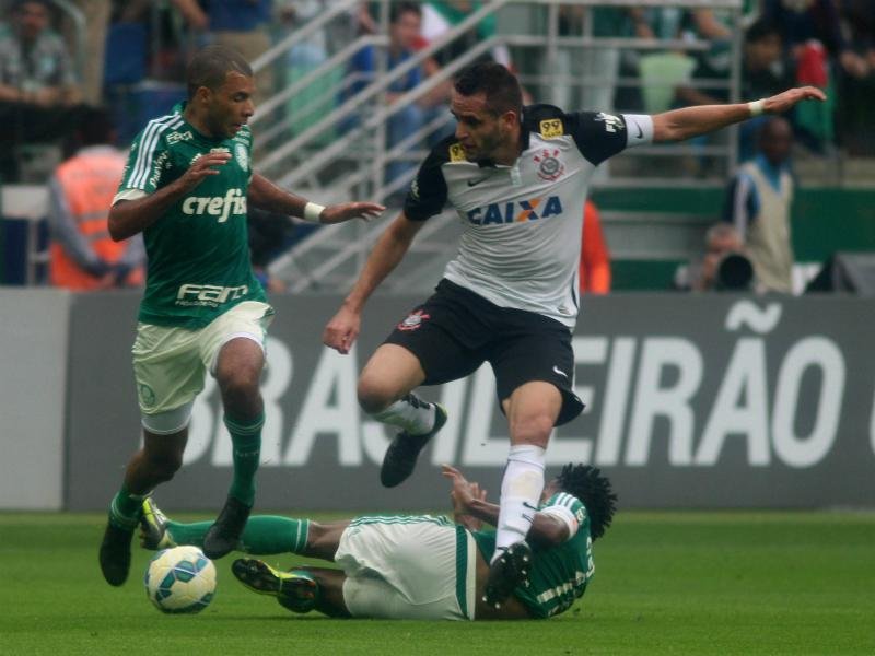 Palmeiras e Corinthians empatam em 3 a 3