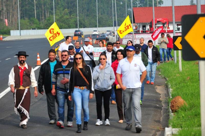 Liberado tr&acirc;nsito na freeway, em Gravata&iacute;