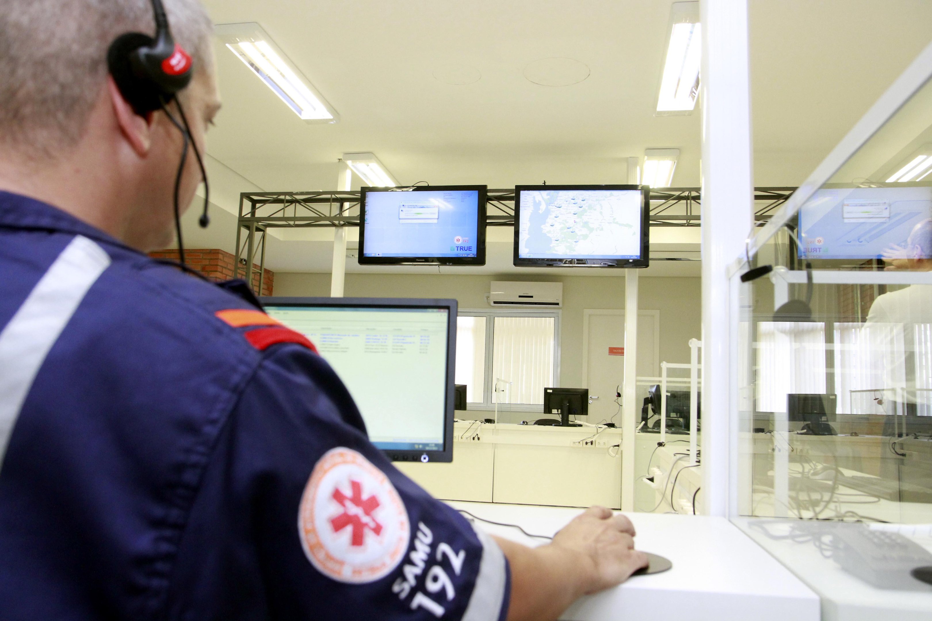 Servi&ccedil;o de telefonistas do Samu est&aacute; sendo realizado com apenas uma parte da equipe