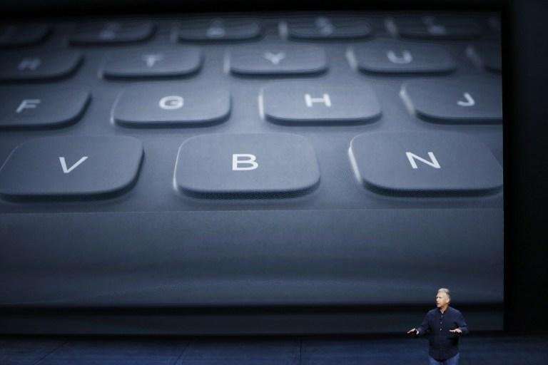 Novo tablet com tela de 32,7 cent&iacute;metros inclui teclado remov&iacute;vel e caneta stylus.
