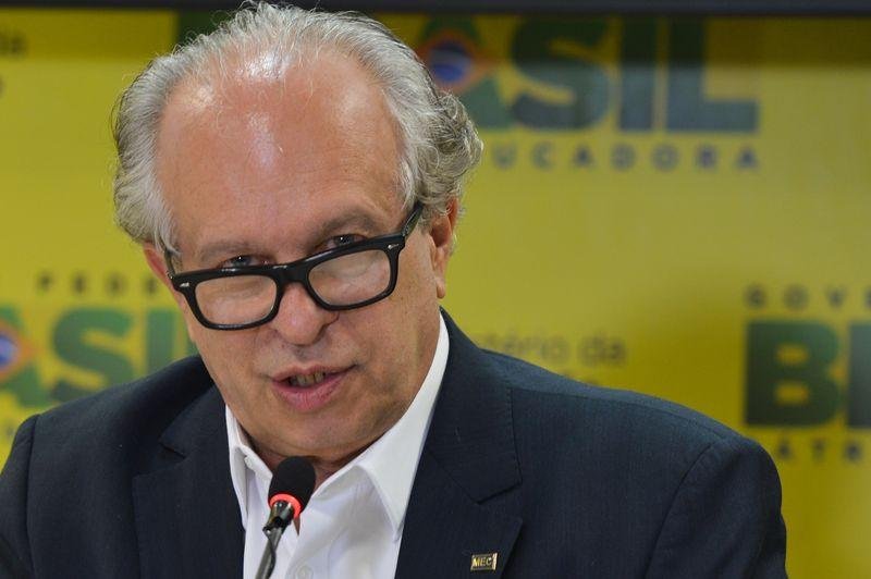 Renato Janine Ribeiro deixou claro que n&atilde;o sabe qual ser&aacute; o tema este ano