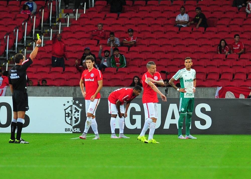 Goleiro afirma que Inter tem potencial para melhores resultados longe do Beira-Rio