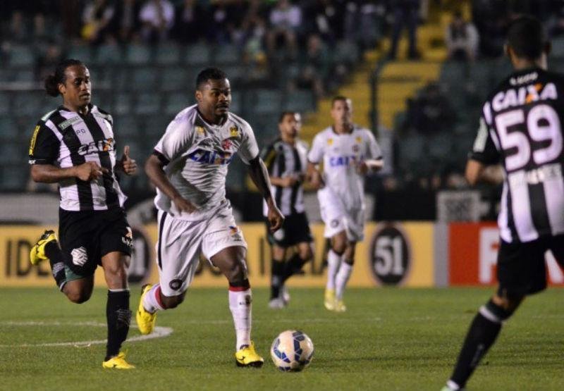 Figueirense e Atl&eacute;tico Paranaense empataram por 1 a 1, em Florian&oacute;polis