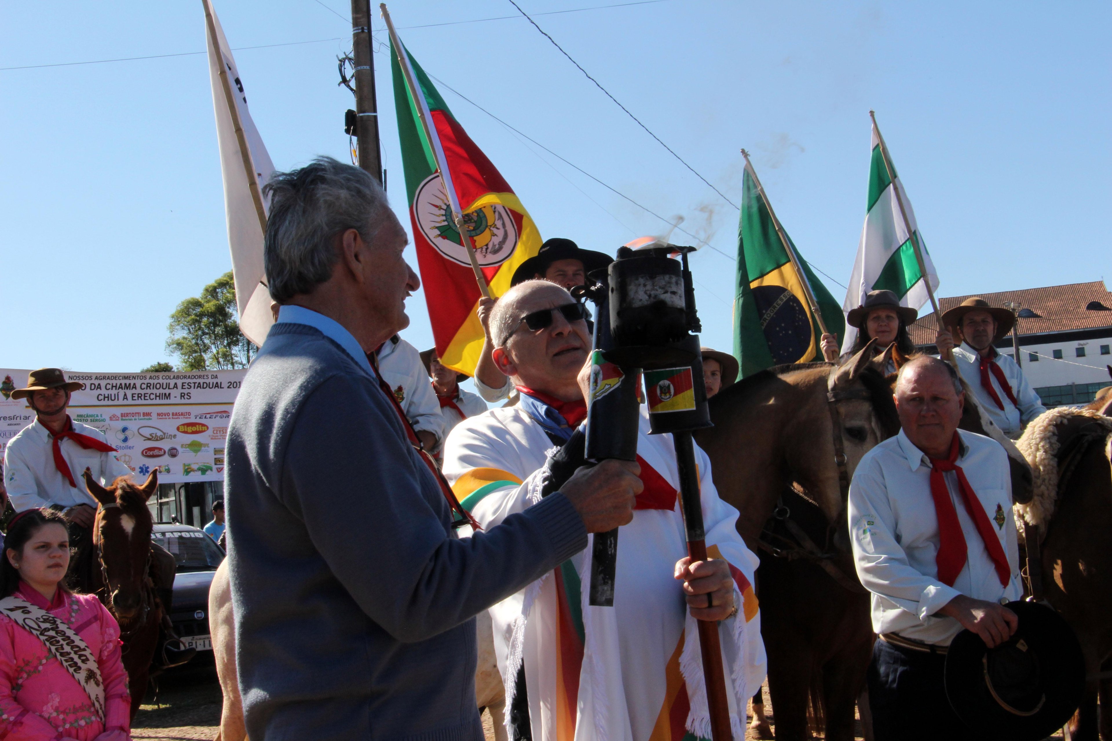 Evento contou com fus&atilde;o de centelhas
