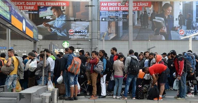 Pa&iacute;s recebeu mais de 450 mil pessoas que fogem dos conflitos de S&iacute;ria e regi&atilde;o