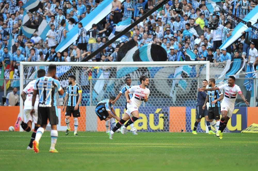 Tricolor tenta se aproximar da lideran&ccedil;a na Arena 