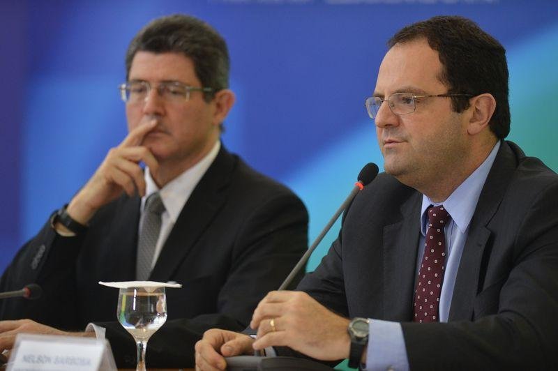 Barbosa ir&aacute; se reunir com Renan Calheiros e Eduardo Cunha