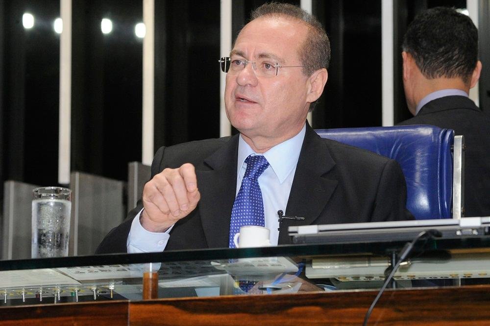 Renan recomenda cautela e pede tempo para pacote "assentar"