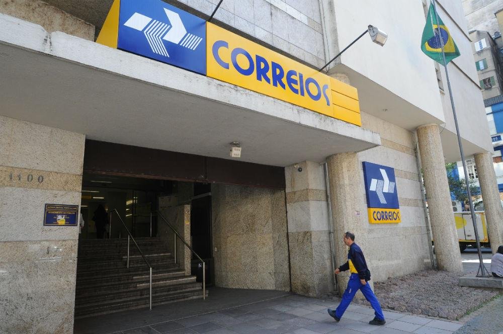 Correios entram em greve nesta quarta-feira