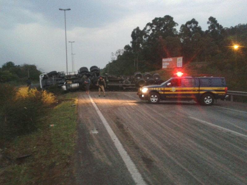 Acidente foi registrado no km 69, em Morro Alto, no Litoral Norte  