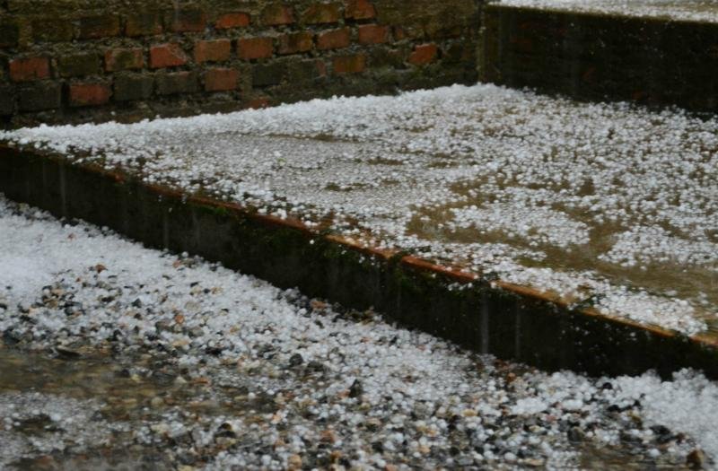 Cangu&ccedil;u tamb&eacute;m registrou granizo nesta quarta-feira