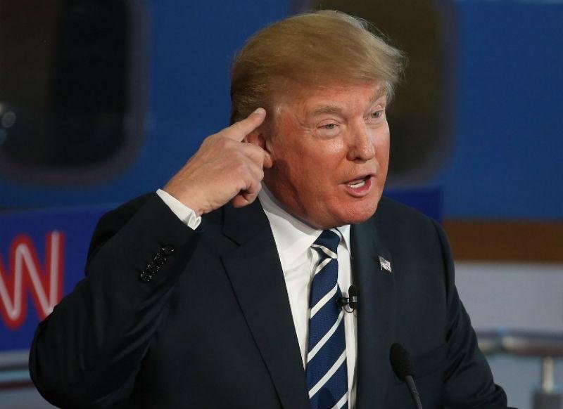 Trump amea&ccedil;a deportar 11 milh&otilde;es de estrangeiros
