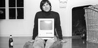 Steve Jobs revolucionou a tecnologia em frente à Apple