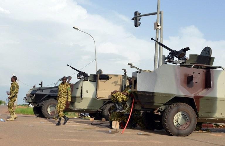 Presidente interino de Burkina Faso libertado pelos golpistas