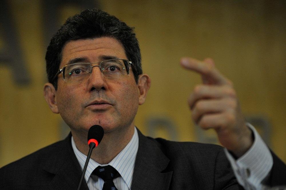  Levy diz que quer enviar ainda hoje medidas de ajuste fiscal para o Congresso