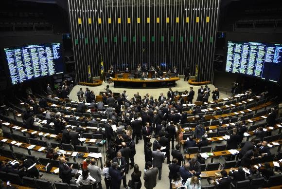 Entre os vetos a serem analisados, est&aacute; o reajuste de at&eacute; 78,56% para os servidores do Poder Judici&aacute;rio
