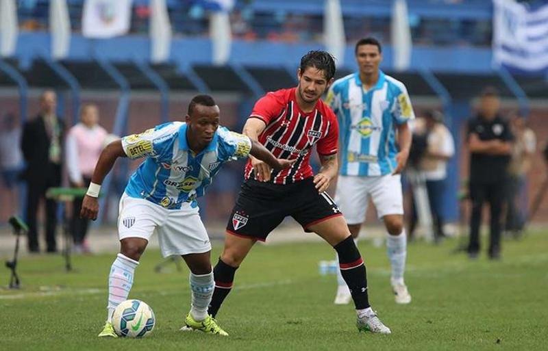 S&atilde;o Paulo perde para o Ava&iacute; e cai para o 5&ordm; lugar do Brasileir&atilde;o 