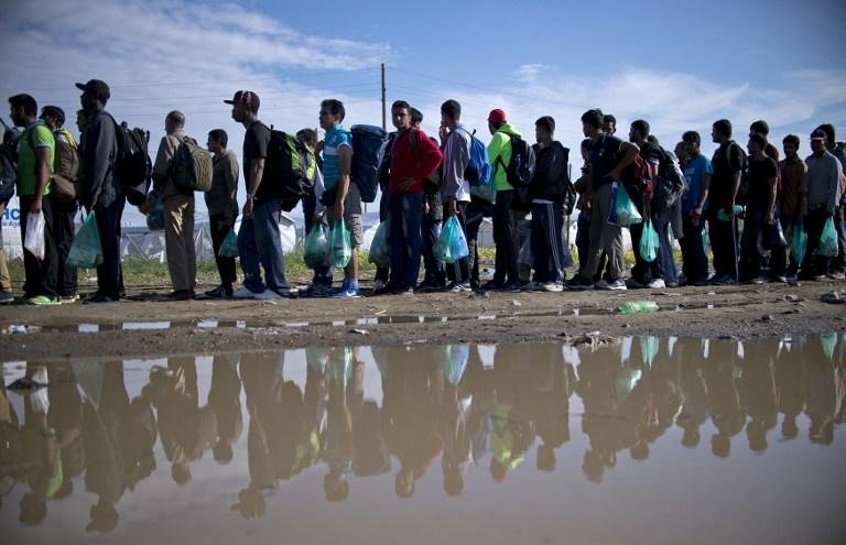 Estados Unidos v&atilde;o acolher 85 mil refugiados em 2016