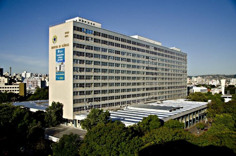 Hospital de Cl&iacute;nicas de Porto Alegre abre inscri&ccedil;&otilde;es para concurso p&uacute;blico