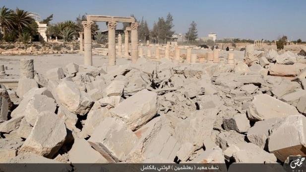 Regime s&iacute;rio intensifica bombardeios em Palmira e mata 12 civis