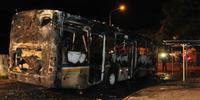 Ônibus foi queimado horas após tiroteio na Vila Cruzeiro