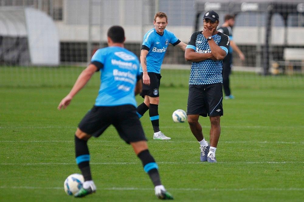 Gr&ecirc;mio encara o Ava&iacute; em casa de olho no jogo de volta da Copa do Brasil 