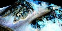 Nasa anunciou evidências de água corrente e salgada em encostas do planeta vermelho