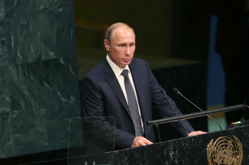 Presidente Putin enviou for&ccedil;as a&eacute;reas para lutar contra terrorismo