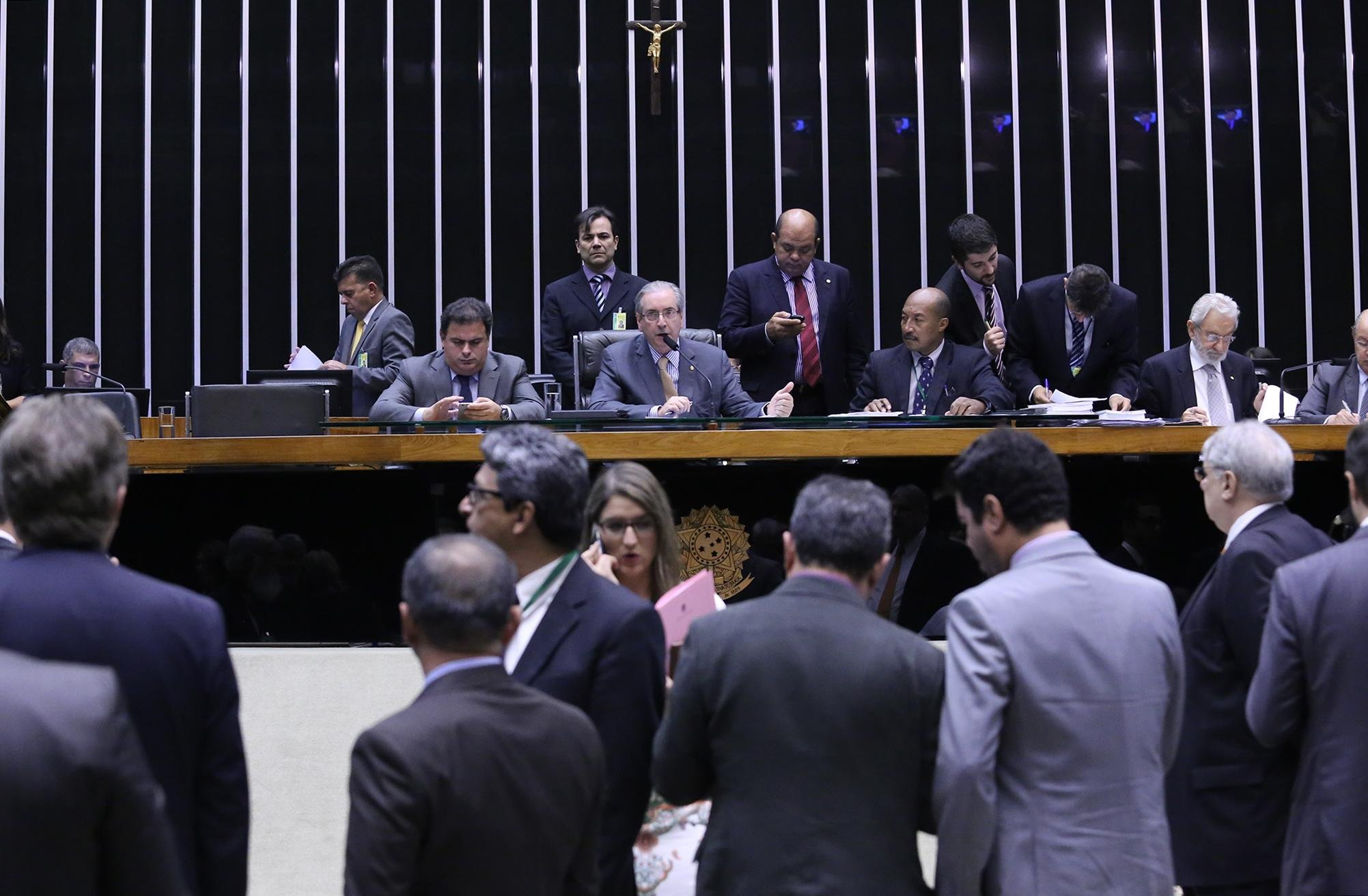 C&acirc;mara aprova nova f&oacute;rmula para c&aacute;lculo de aposentadorias