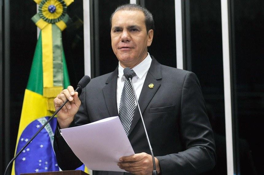 Senador Ata&iacute;des Oliveira disse que primeiros denunciados ter&atilde;o os nomes revelados em 15 dias