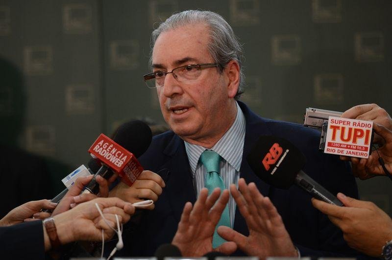 Parlamentares pedem que presidente da C&acirc;mara esclare&ccedil;a caso