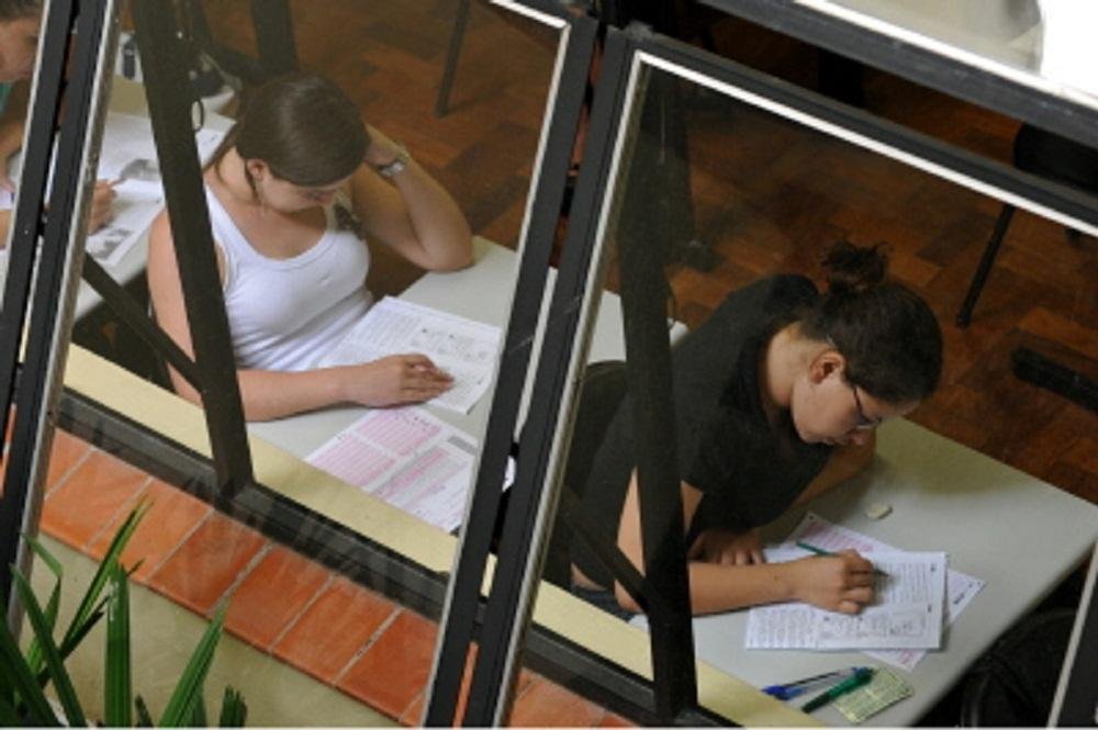 Provas do Enem ser&atilde;o realizadas no fim de outubro