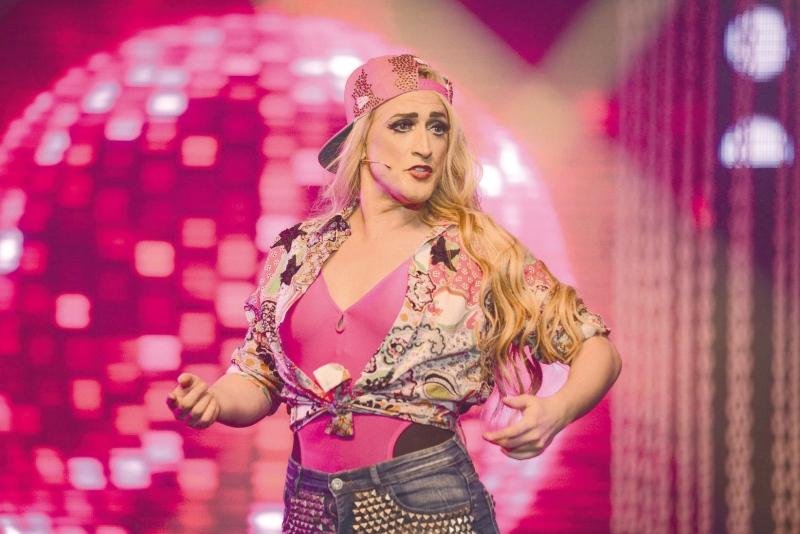 Ator retorna a Porto Alegre com espet&aacute;culo de sucesso