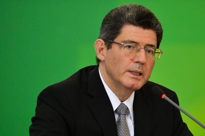 Ministro da Fazenda disse que contribui&ccedil;&atilde;o foi cora&ccedil;&atilde;o do ajuste promovido em 1999