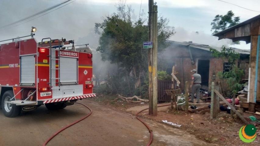 Cadeirante sofre queimaduras graves em inc&ecirc;ndio em Passo Fundo