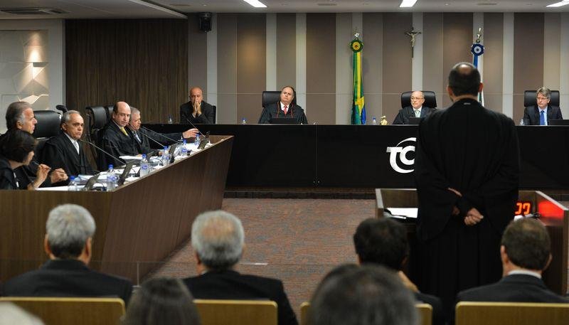 Administra&ccedil;&atilde;o federal questionou a pretens&atilde;o de penalizar a&ccedil;&otilde;es "que o pr&oacute;prio TCU julgou adequadas" em 2014