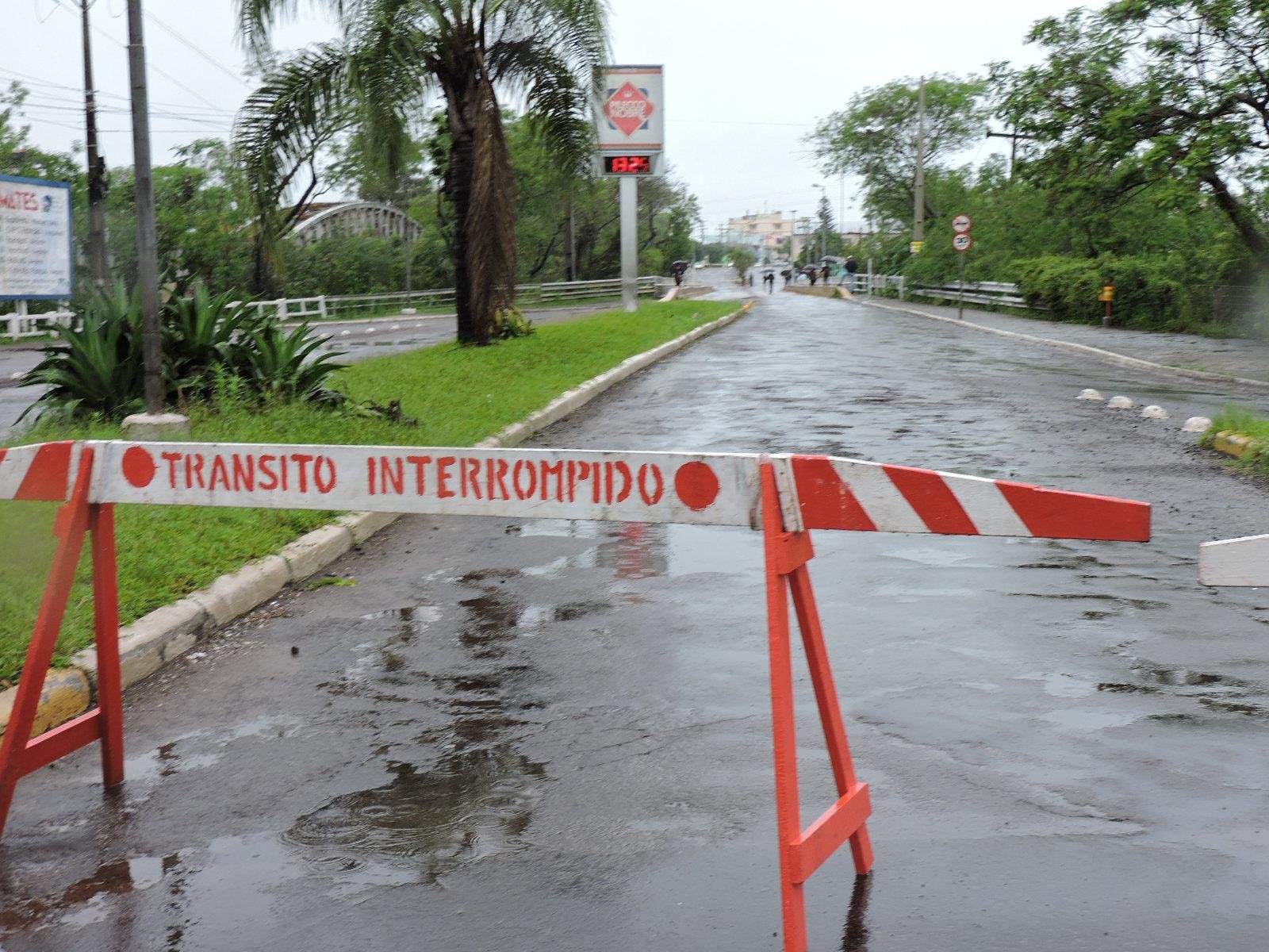 Desvio aumenta o percurso em torno de 10 quil&ocirc;metros