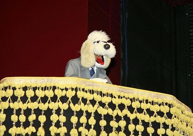 O carism&aacute;tico cachorro Abelardo participa do espet&aacute;culo
