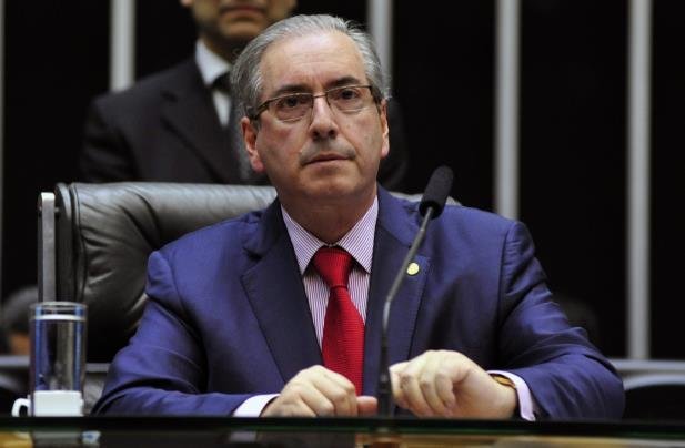 Cunha confirma que despachar&aacute; pedidos de impeachment pendentes