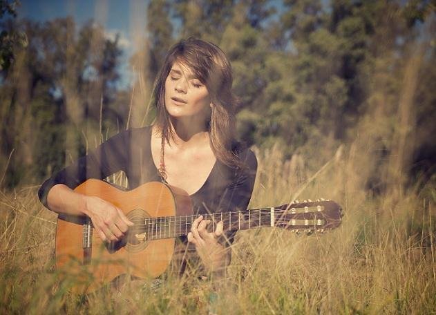 Carmen Correa apresenta trabalho autoral no Sons na Cidade