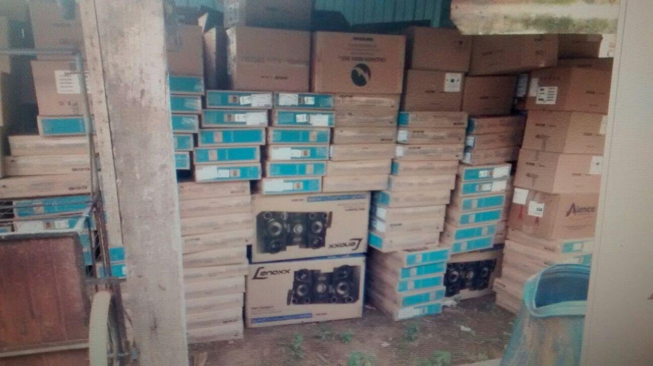 Grupo &eacute; suspeito de roubar mais de R$ 1 milh&atilde;o em material eletr&ocirc;nico 