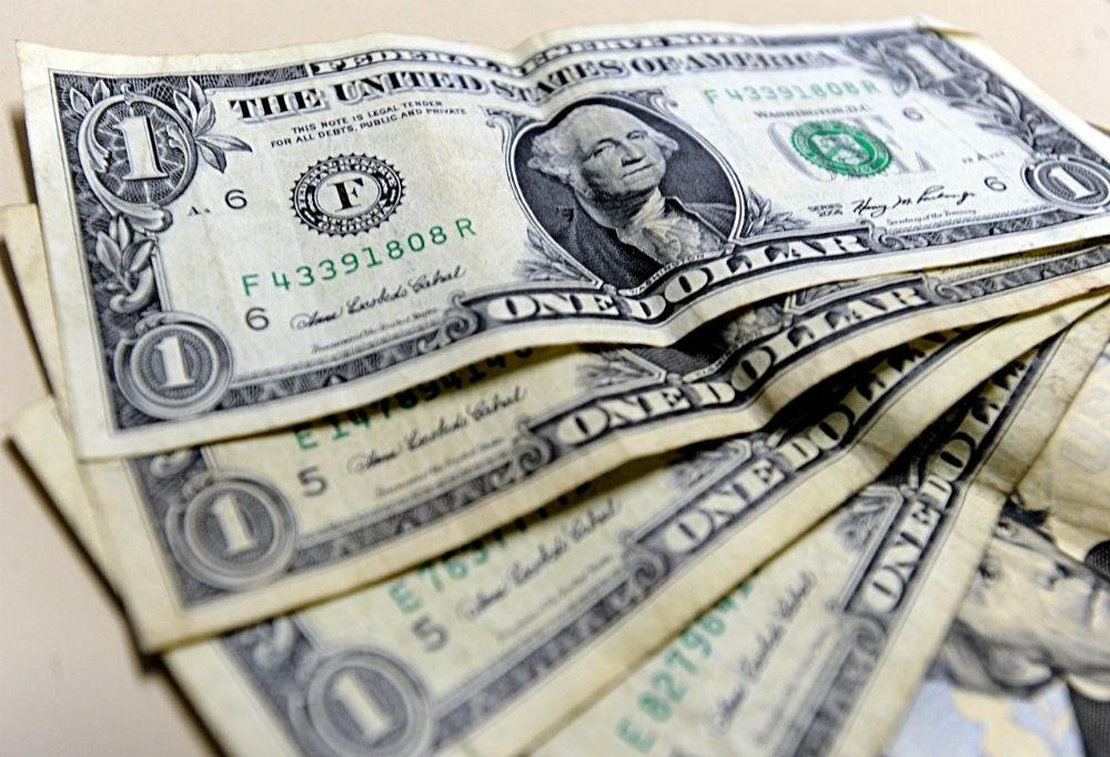 Moeda norte-americana fechou cotada em R$ 3,8119 na venda