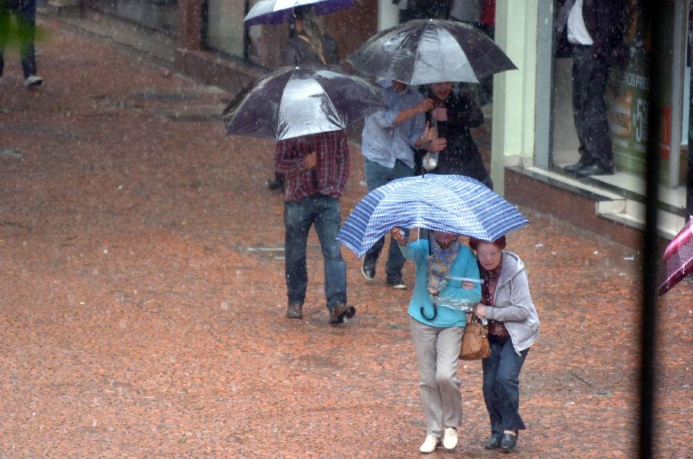 Novos temporais ir&atilde;o atingir o Rio Grande do Sul nesta quinta-feira