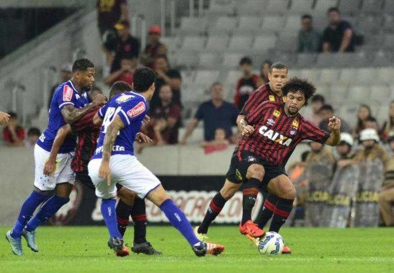 Times seguem preocupados com o rebaixamento no Brasileir&atilde;o